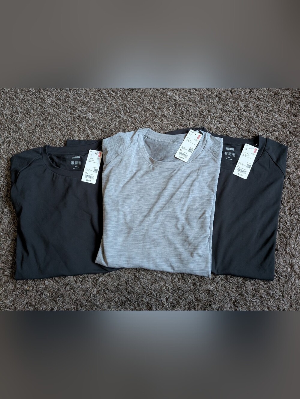 NWT Uniqlo Dark Gray + Gray Heather Dry-Ex Performance Shirts Lot of 3 Men's XXL